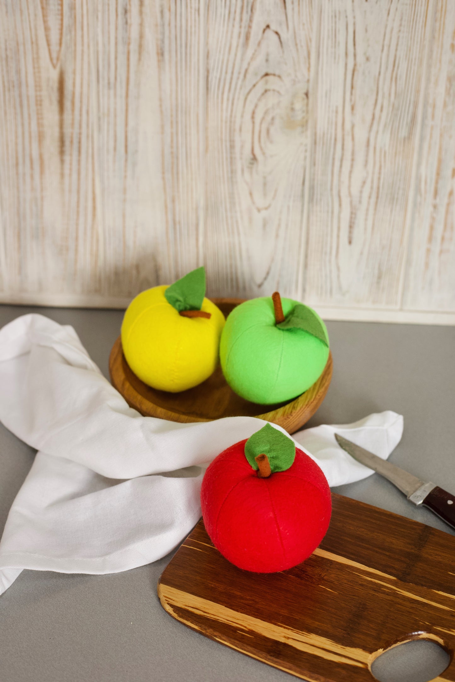 Apple felt fruit