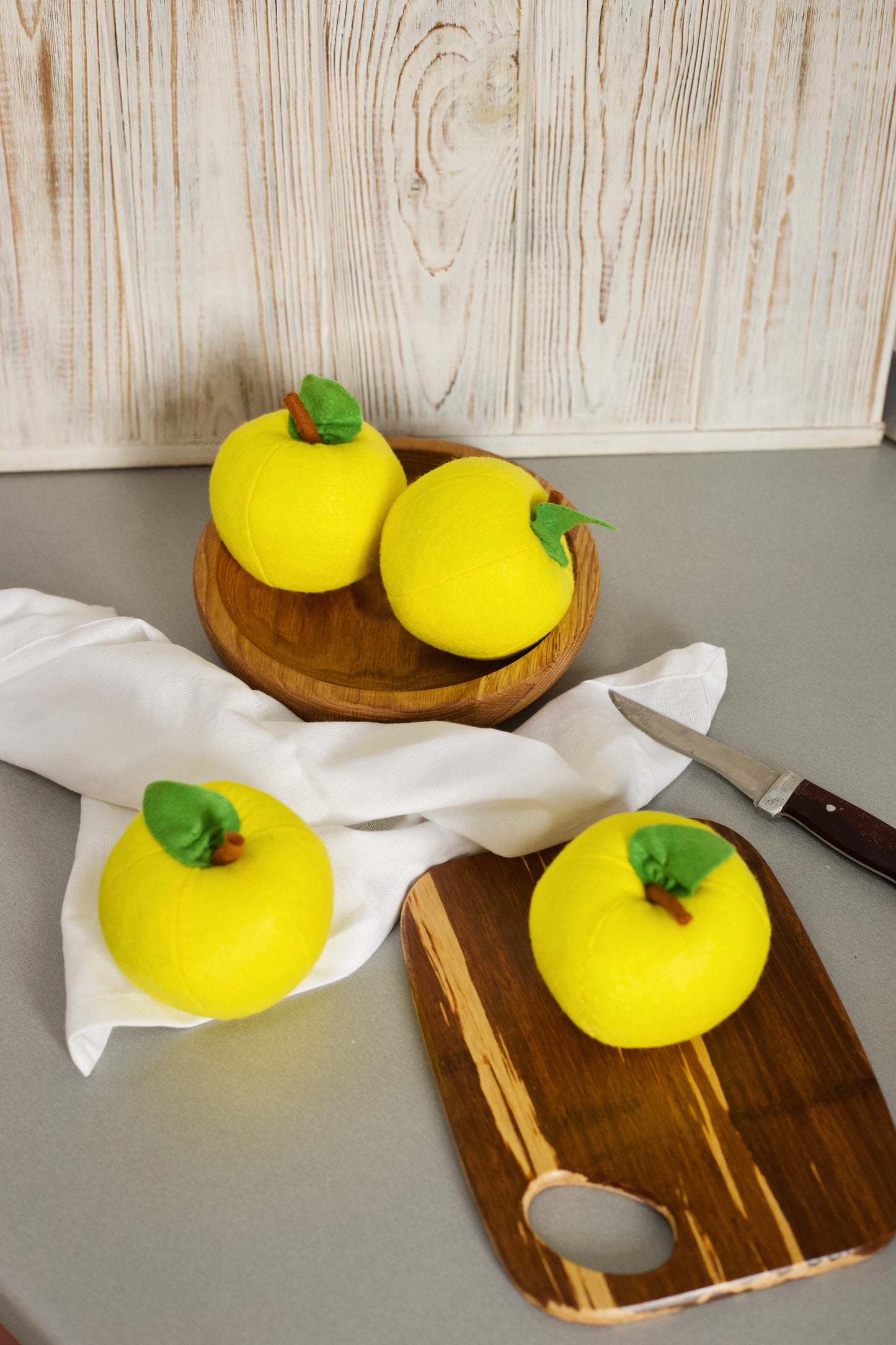 Apple felt fruit