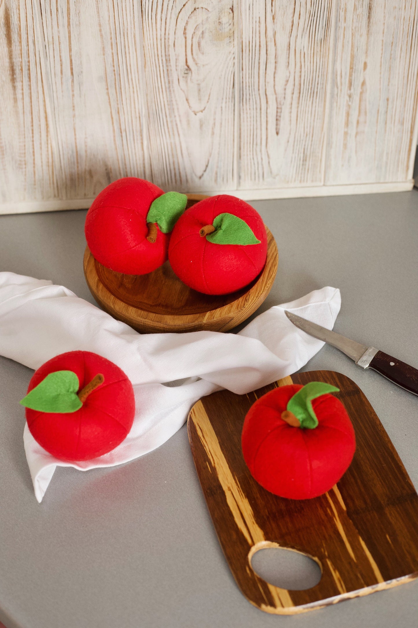 Apple felt fruit