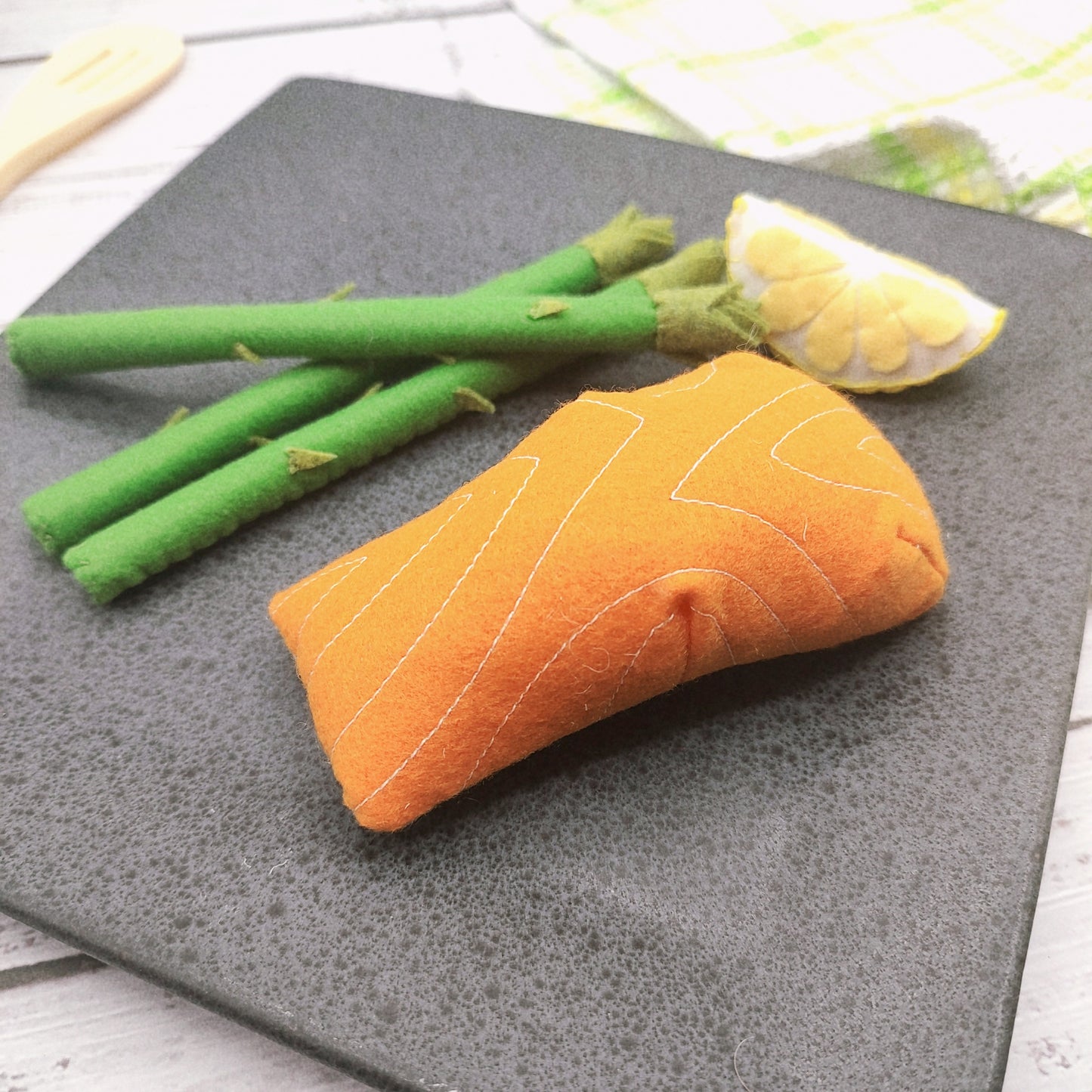 salmon fillet, tuna steak, cod fish play food (felt food, pretend play kids kitchen, plush toy)