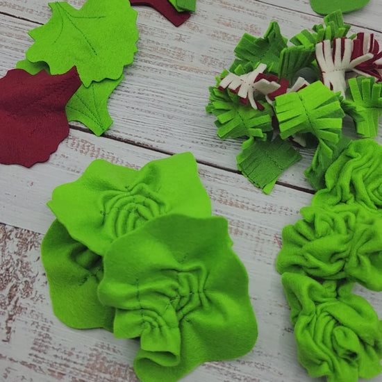 Pretend play felt salad leaves vegetable toy on video