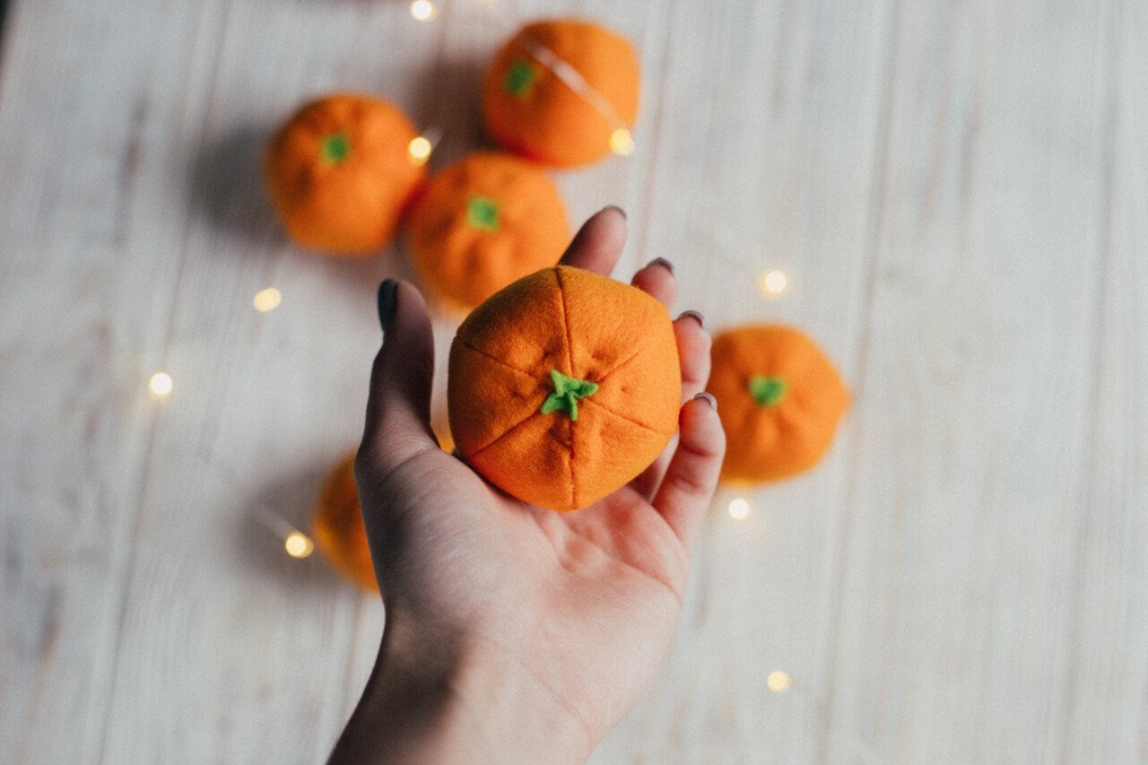 Mandarin /  Tangerine orange citrus felt fruit