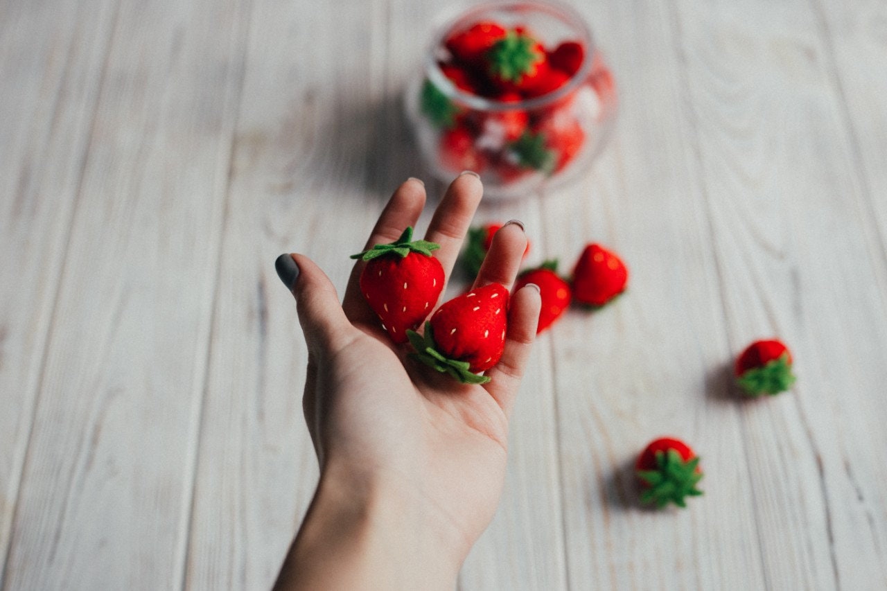 Strawberry felt berries