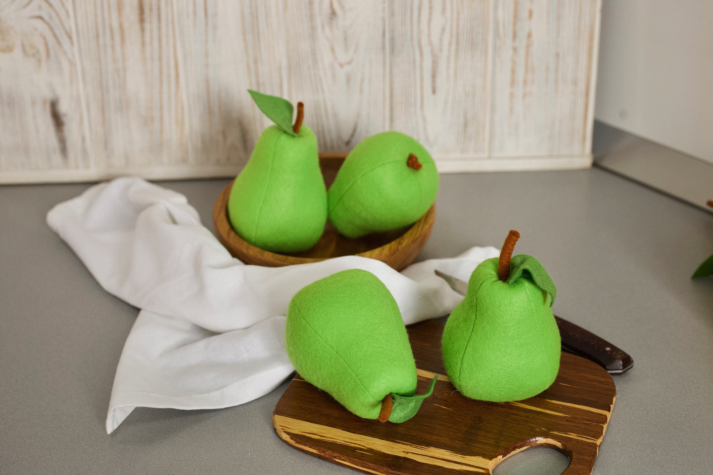 Pear felt fruits